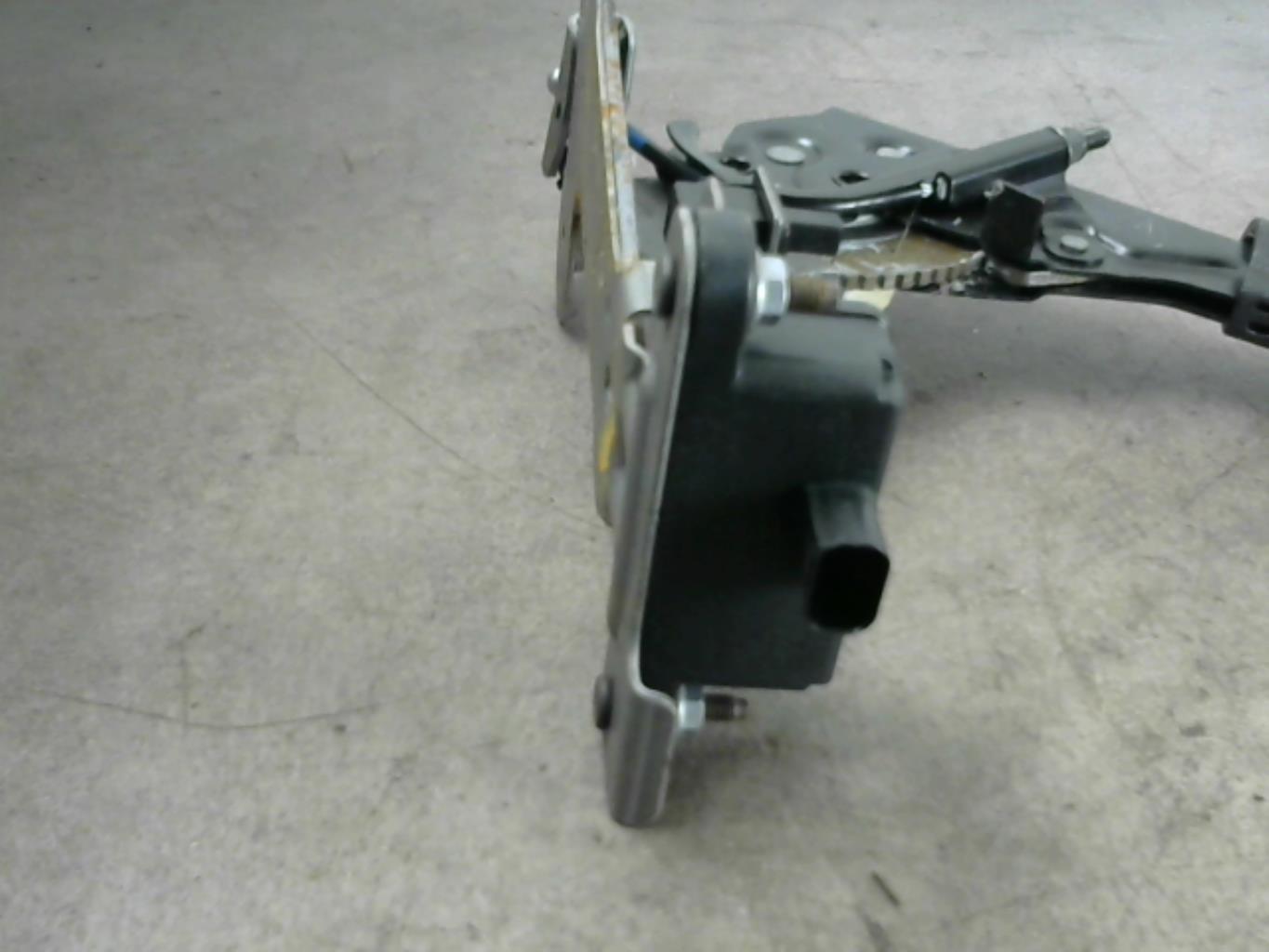 Levier frein à main PEUGEOT 207 Diesel - 1