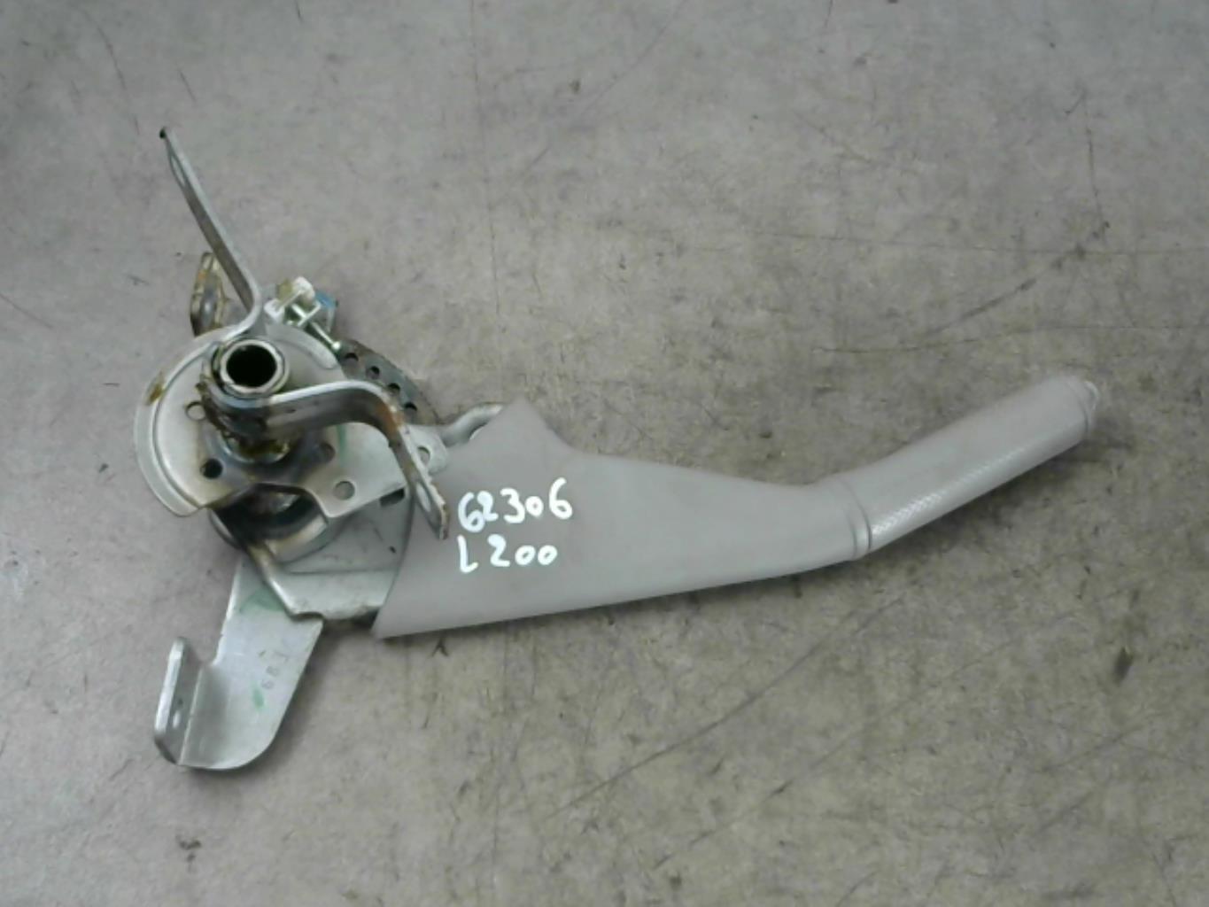 Levier frein à main MITSUBISHI L 200 3 Diesel - 1