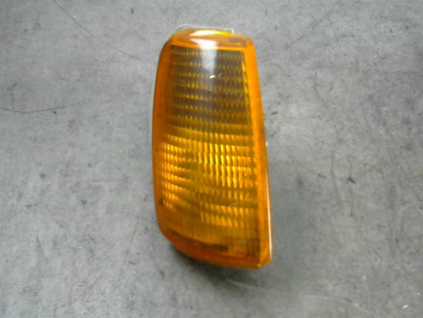 Gruppo ottico anteriore secondario destro (luci)(freccia) VOLKSWAGEN POLO 3 Gasolina - 1