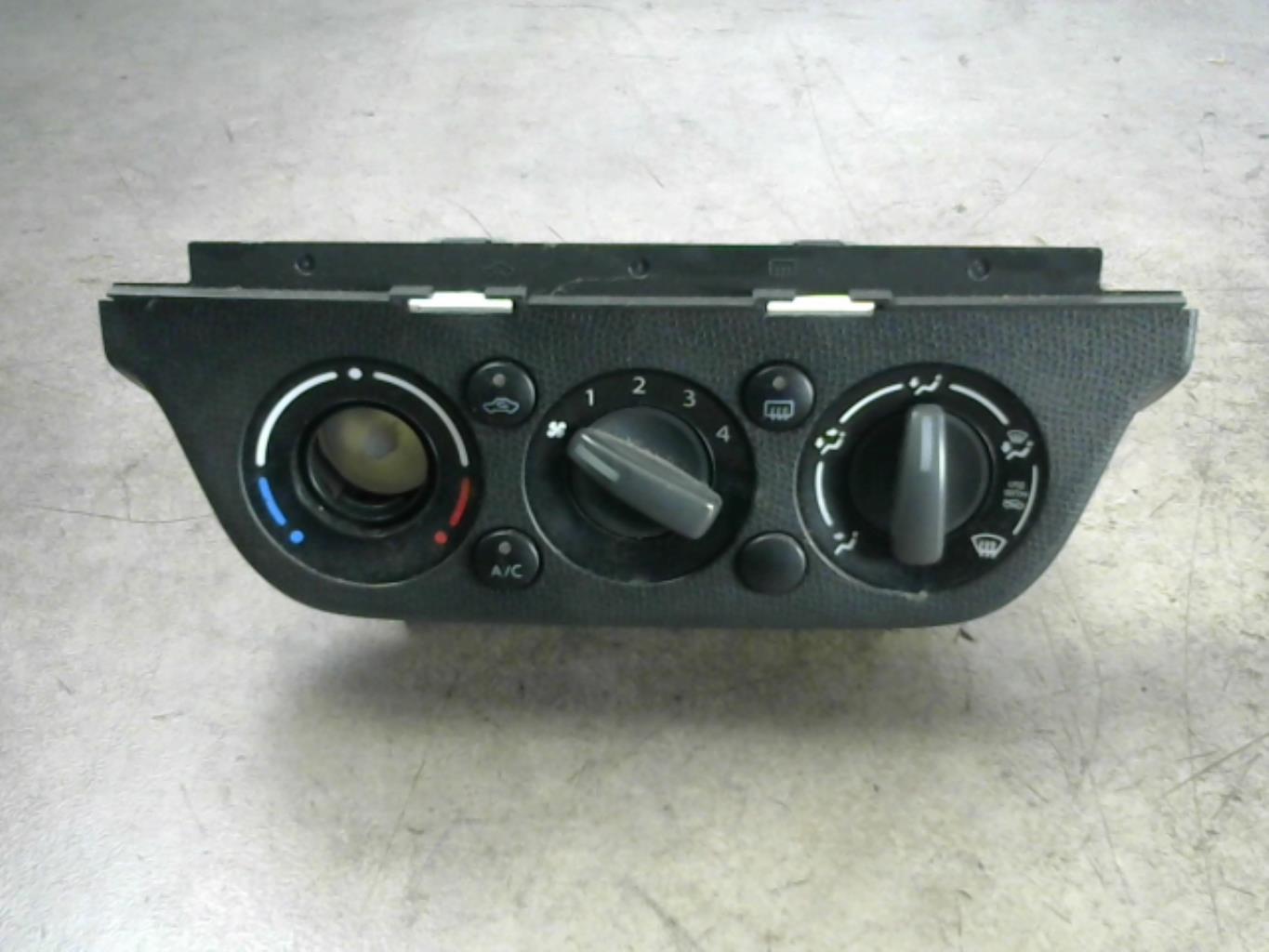 Commande chauffage SUZUKI SWIFT 3 Diesel - 1