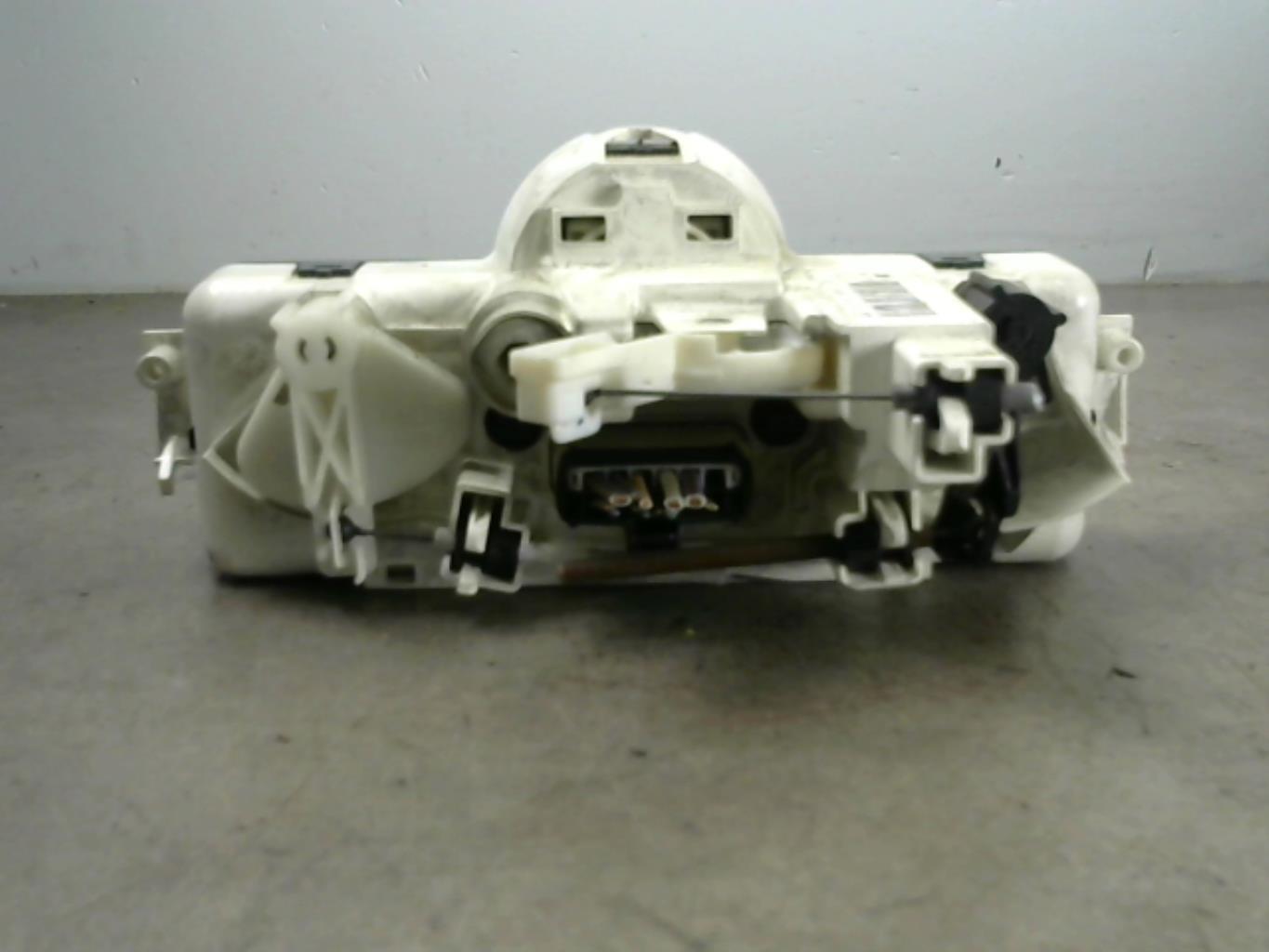 Commande chauffage RENAULT MEGANE 2 PHASE 1 Diesel - 1