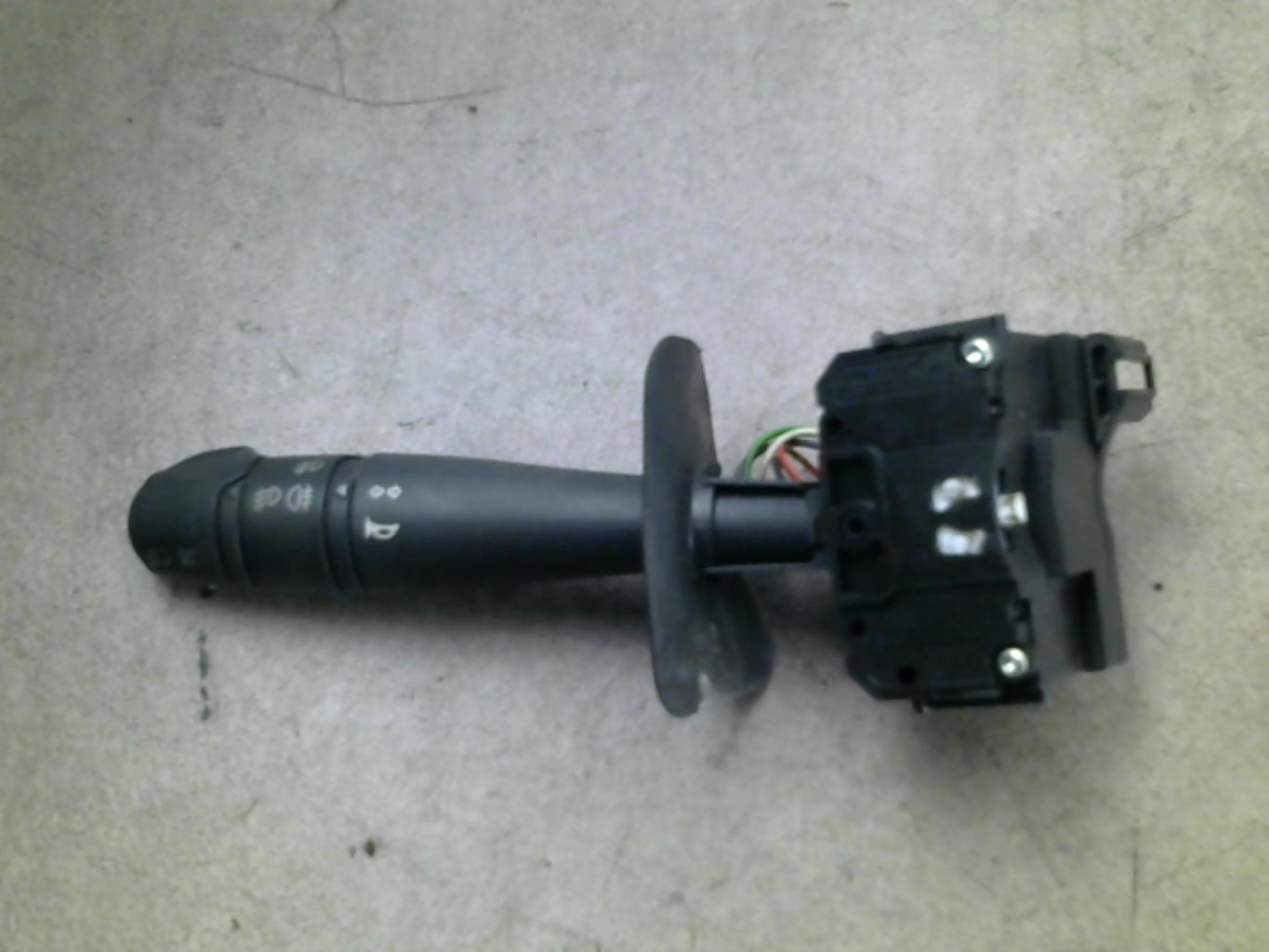 Commodo phare RENAULT CLIO 2 PHASE 1 Essence - 1