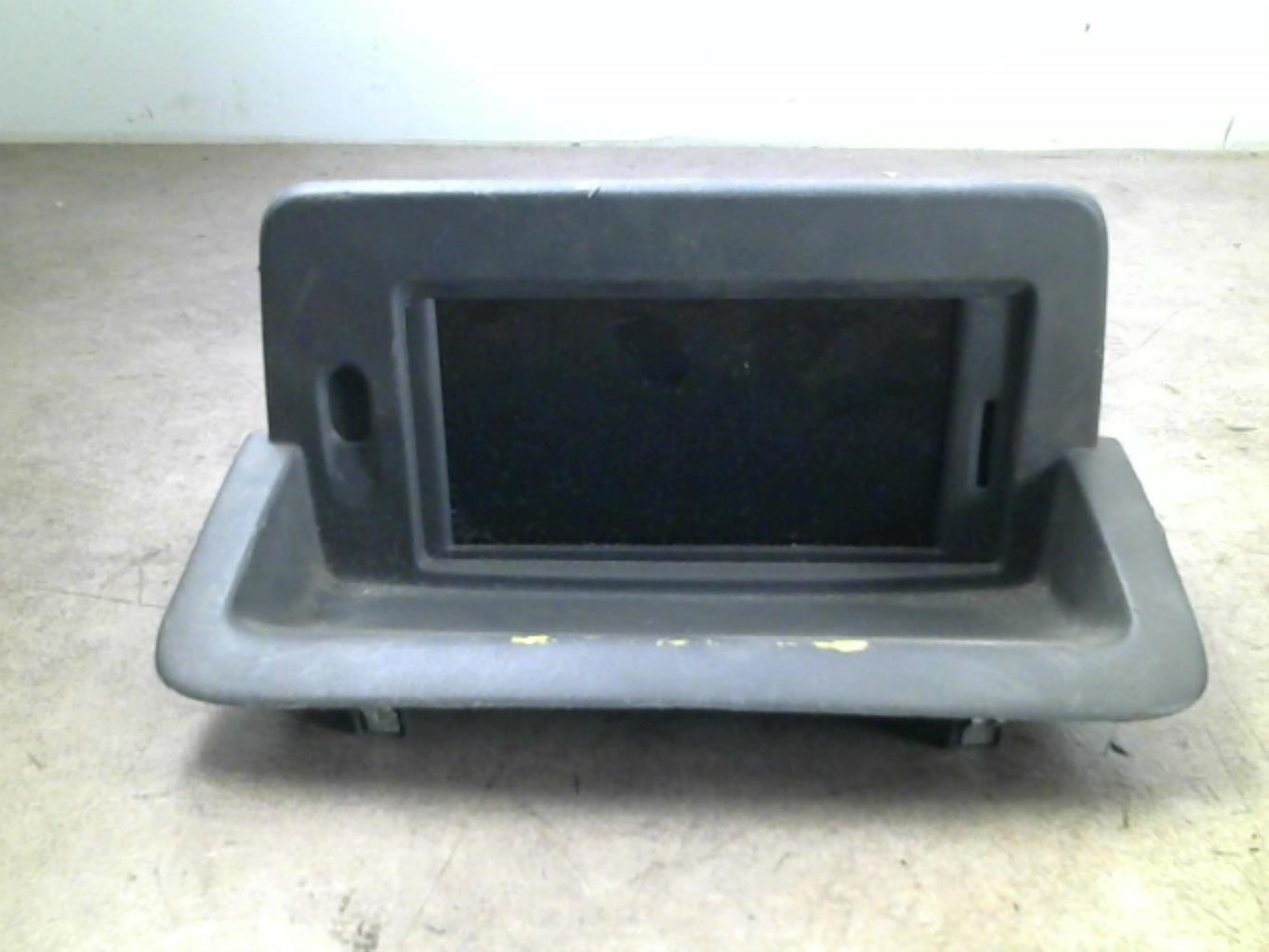 Ecran GPS RENAULT CLIO 3 PHASE 2 Diesel - 1