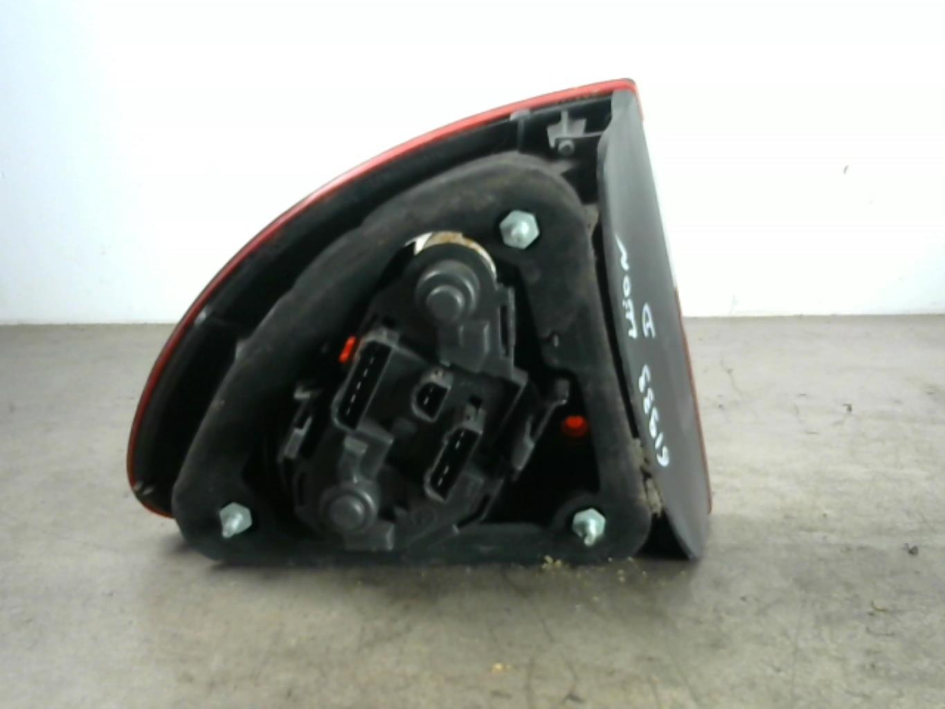 Fanale posteriore principale destro (luci) SEAT LEON 1 Diésel - 1