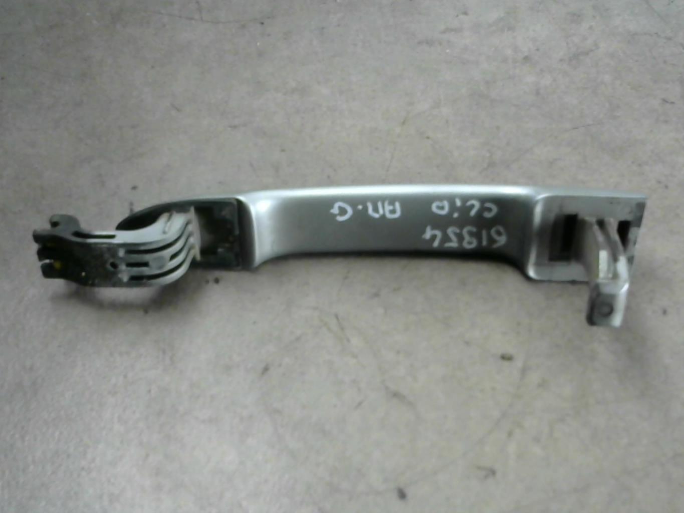 Maniglia portiera posteriore sinistra RENAULT CLIO 3 PHASE 2 BREAK Diésel - 1