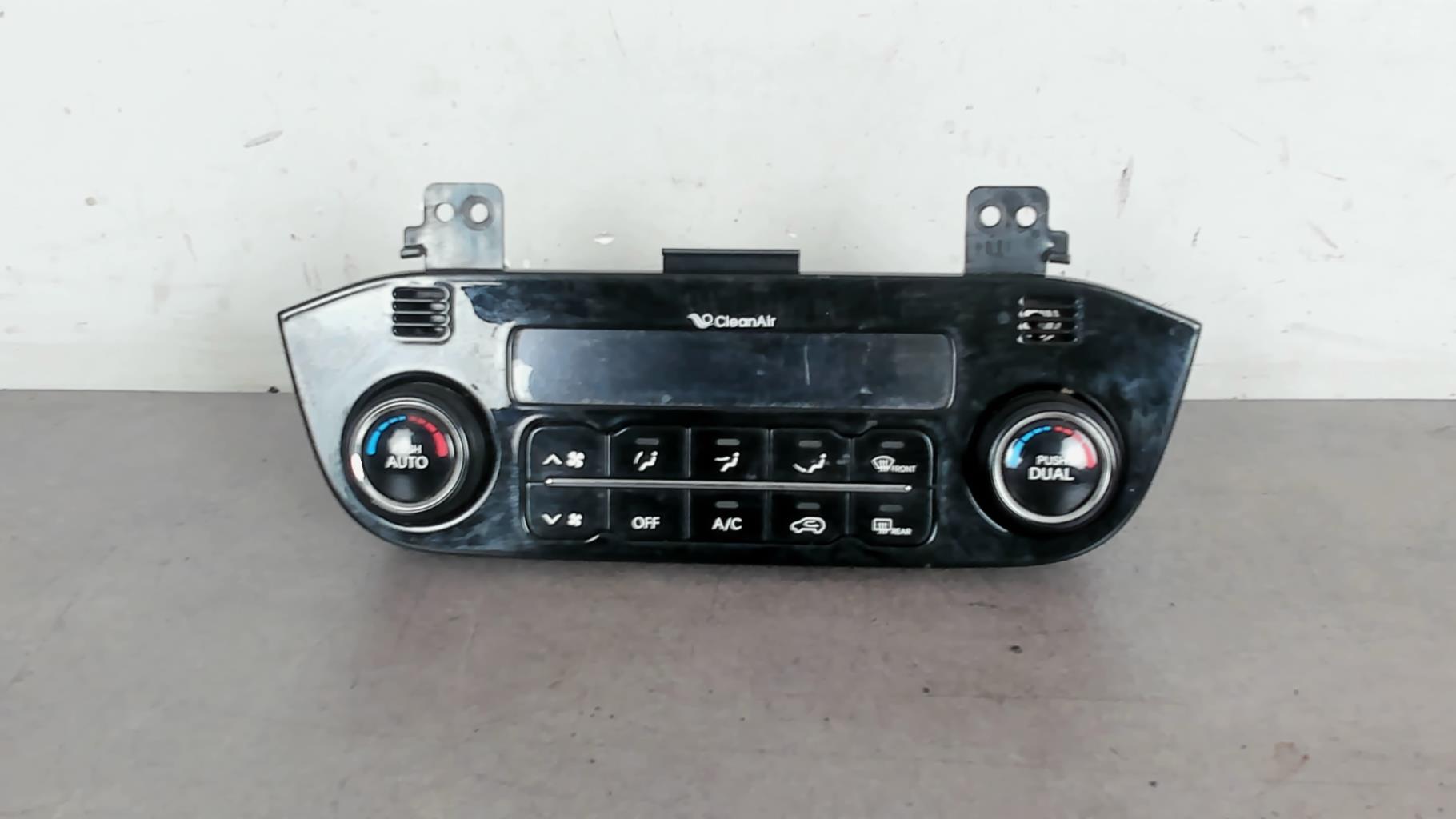 Commande chauffage KIA SPORTAGE 3 PHASE 1 Diesel - 1