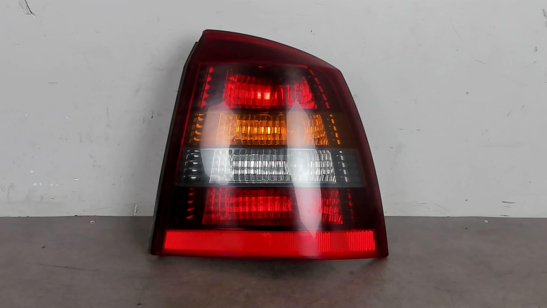 Fanale posteriore principale destro (luci) OPEL ASTRA G Diésel - 1