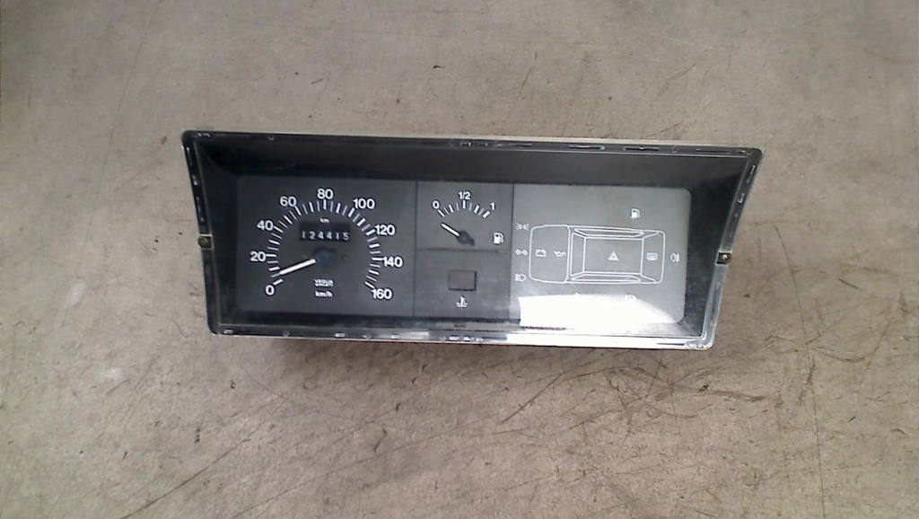 Compteur VOLKSWAGEN PASSAT 4 PHASE 2 Diesel - 1