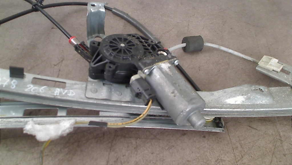 Alzacristalli elettrico anteriore destro PEUGEOT 206+ Gasolina - 1
