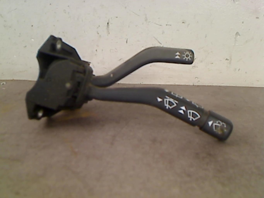 Devio tergicristalli FORD SIERRA PHASE 2 BREAK Gasolina - 1