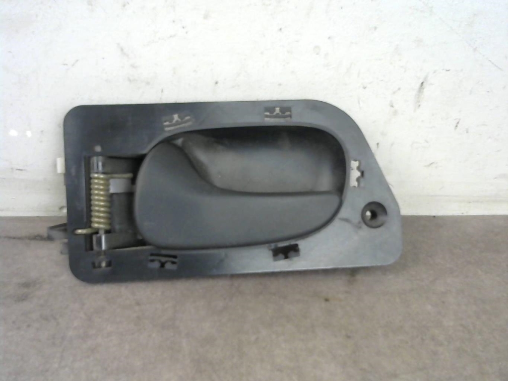 Maniglia interna posteriore sinistra RENAULT LAGUNA 1 PHASE 1 Gasolina - 1