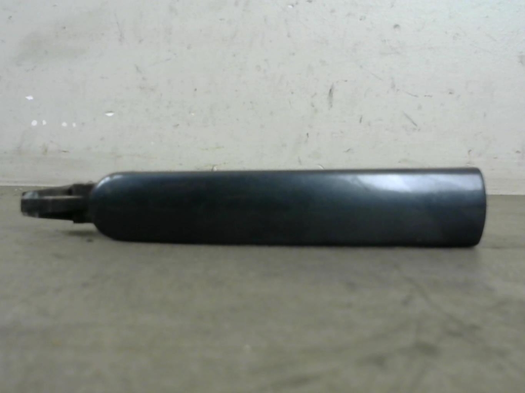 Maniglia portiera posteriore sinistra SEAT TOLEDO 2 Diésel - 1