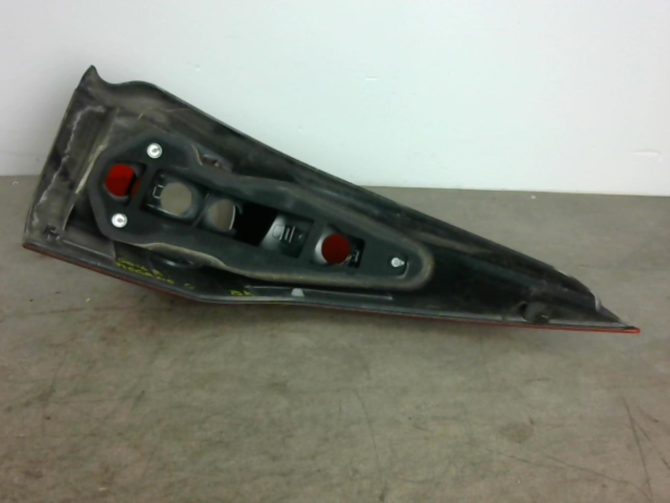 Fanale posteriore principale sinistro (luci) RENAULT MEGANE 2 PHASE 1 BREAK Diésel - 1