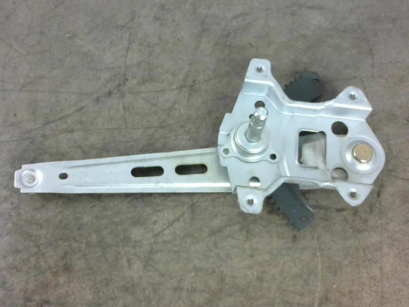 Alzacristalli manuale posteriore sinistro HYUNDAI GETZ PHASE 1 Gasolina - 1