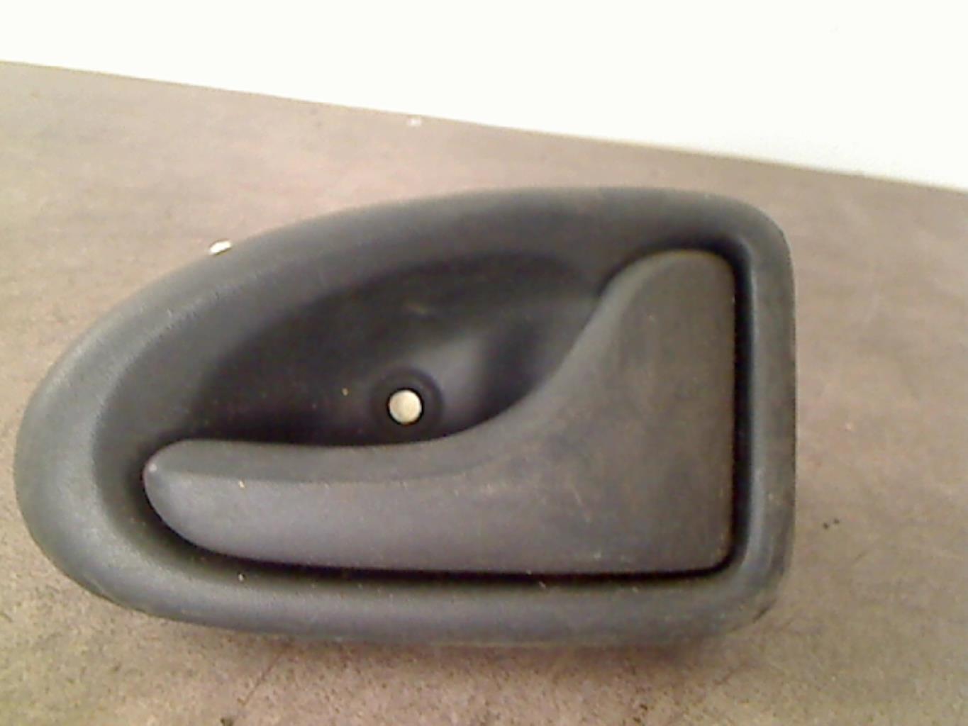 Maniglia interna posteriore destra RENAULT MEGANE 1 PHASE 1 Gasolina - 1