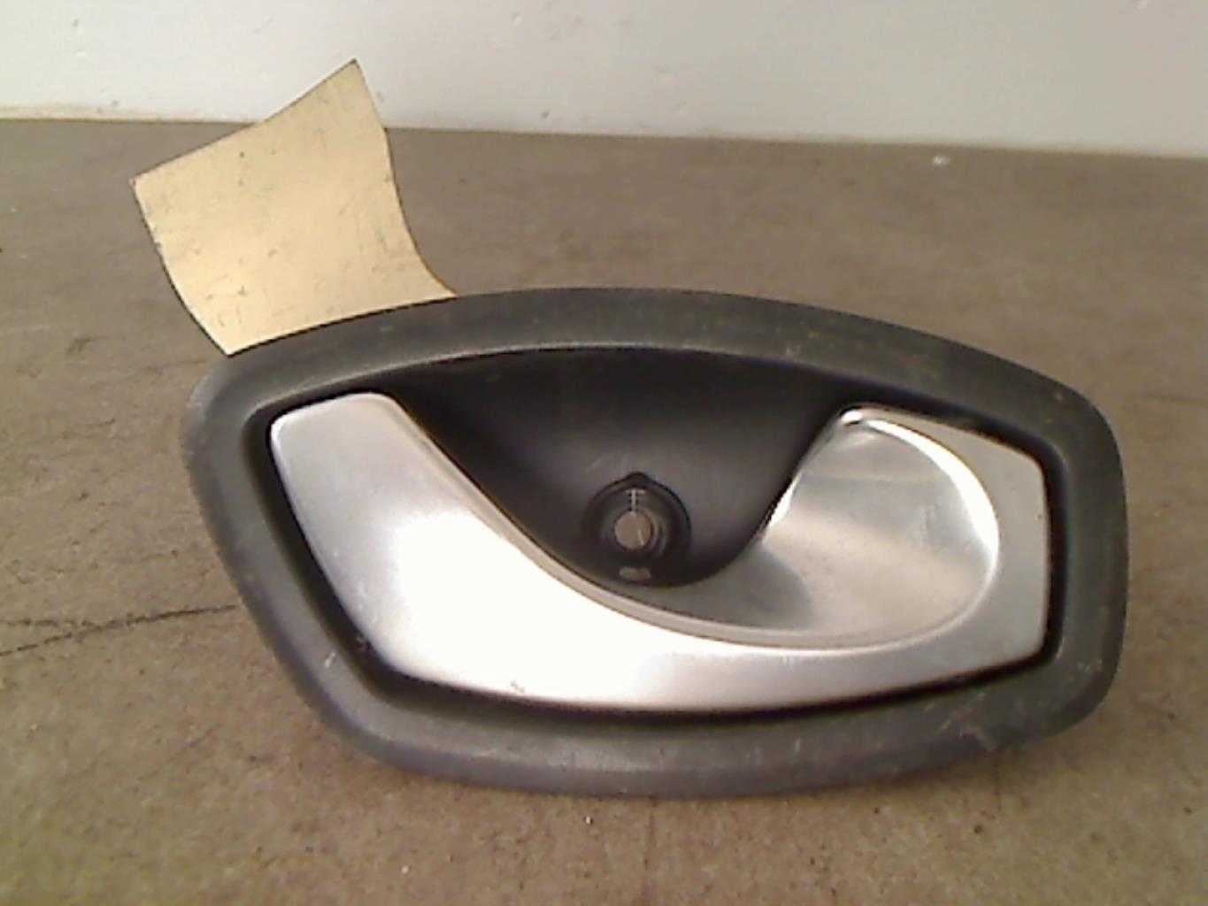 Maniglia interna posteriore destra RENAULT MEGANE 3 PHASE 1 Diésel - 1