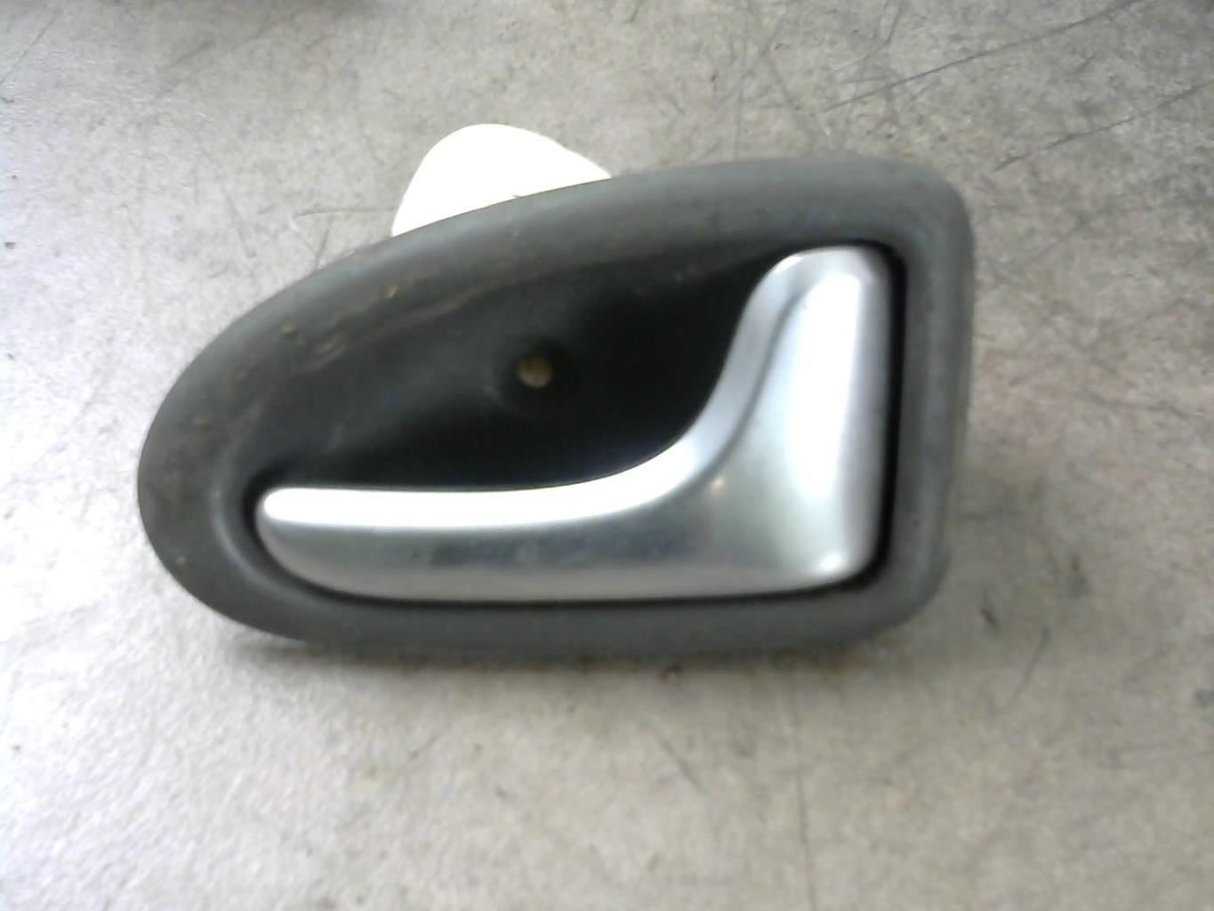 Maniglia interna posteriore destra RENAULT SCENIC 1 PHASE 2 Diésel - 1