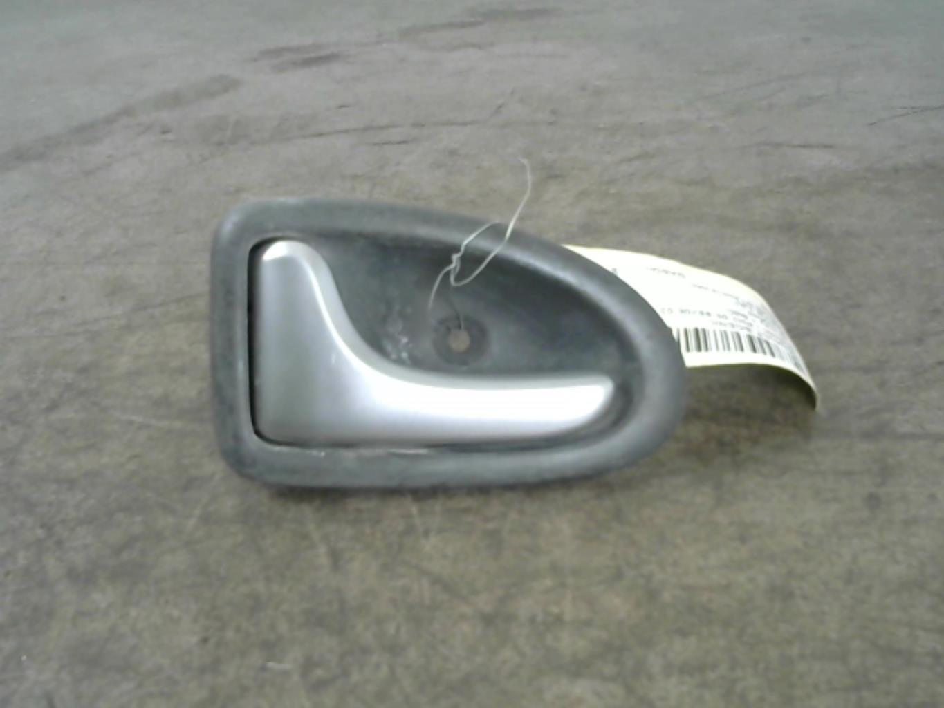Maniglia interna posteriore sinistra RENAULT SCENIC 1 PHASE 2 Diésel - 1