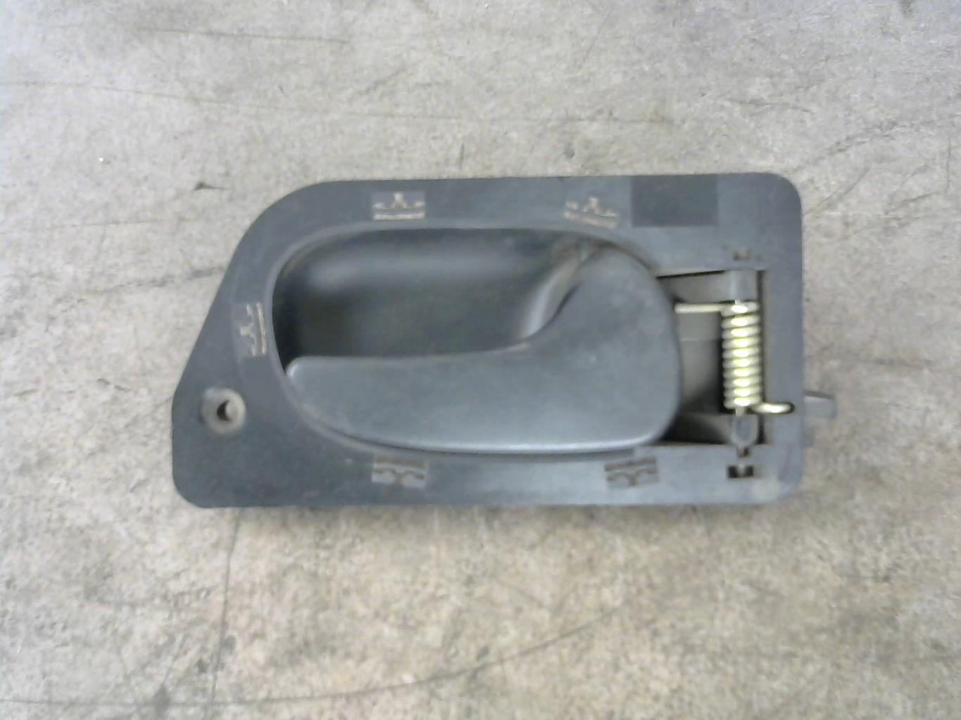 Maniglia interna anteriore destra RENAULT LAGUNA 1 PHASE 1 Gasolina - 1