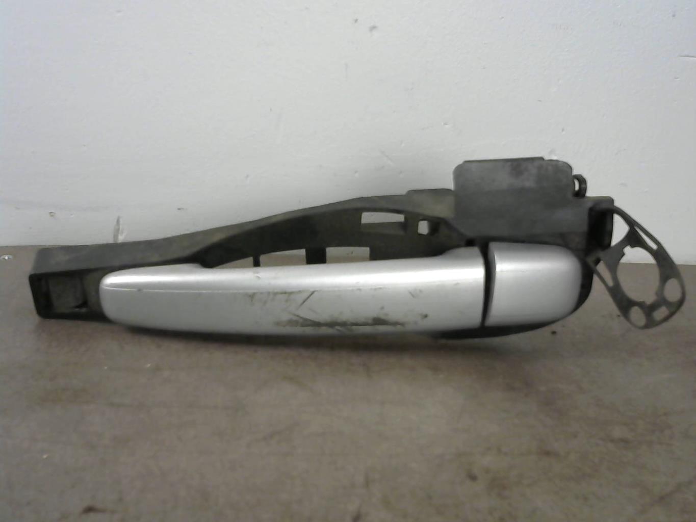 Maniglia portiera posteriore sinistra CITROEN C3 1 PHASE 2 Diésel - 1