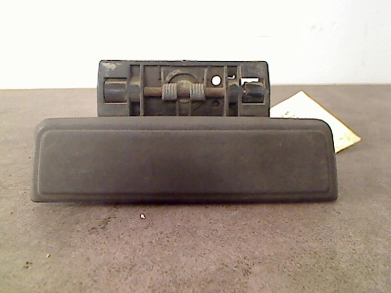 Maniglia portiera posteriore sinistra PEUGEOT 205 PHASE 2 Diésel - 1