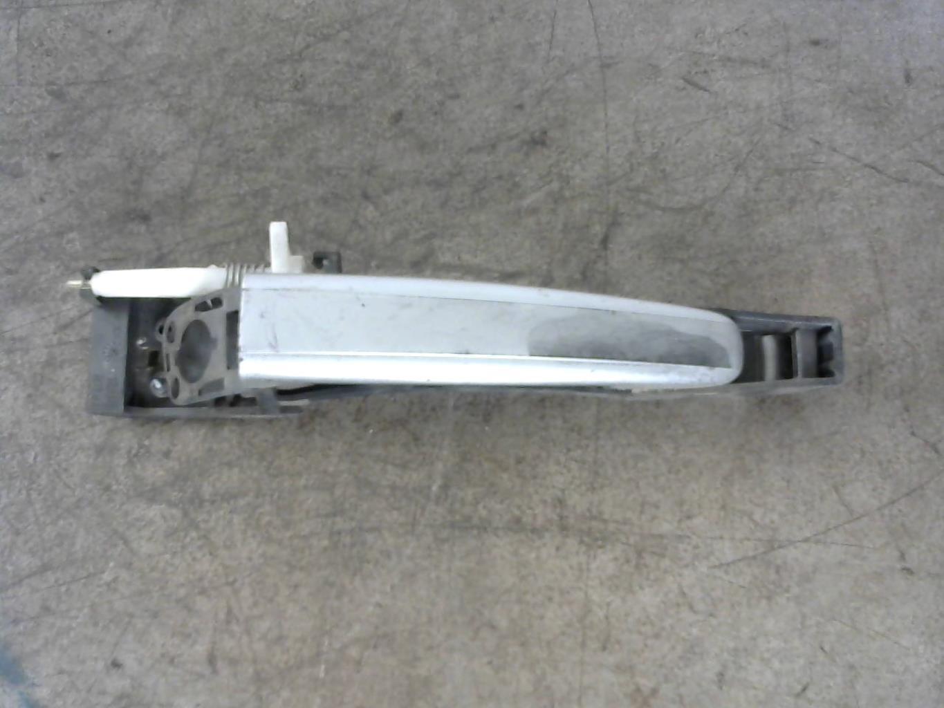Maniglia portiera posteriore sinistra PEUGEOT 307 PHASE 1 BREAK Diésel - 1
