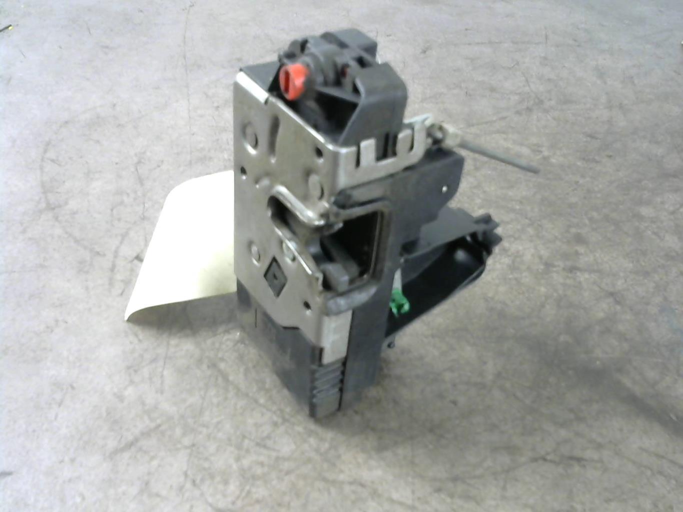 Serrure arriere droit OPEL VECTRA B PHASE 1 Essence - 1