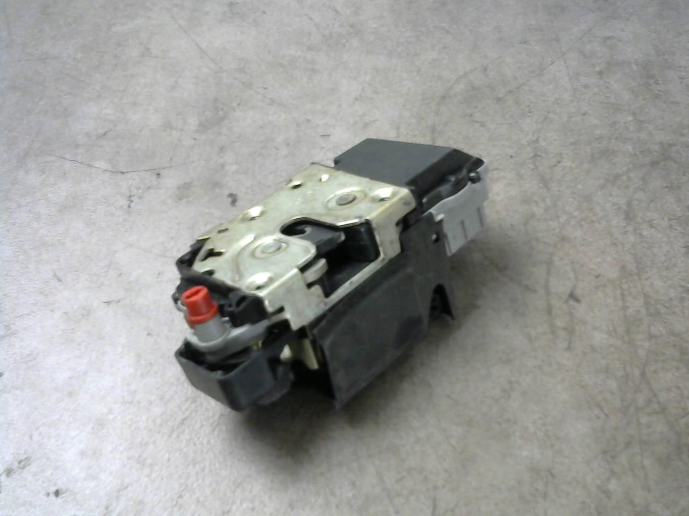 Serratura posteriore sinistra PEUGEOT 406 PHASE 1 Diésel - 1