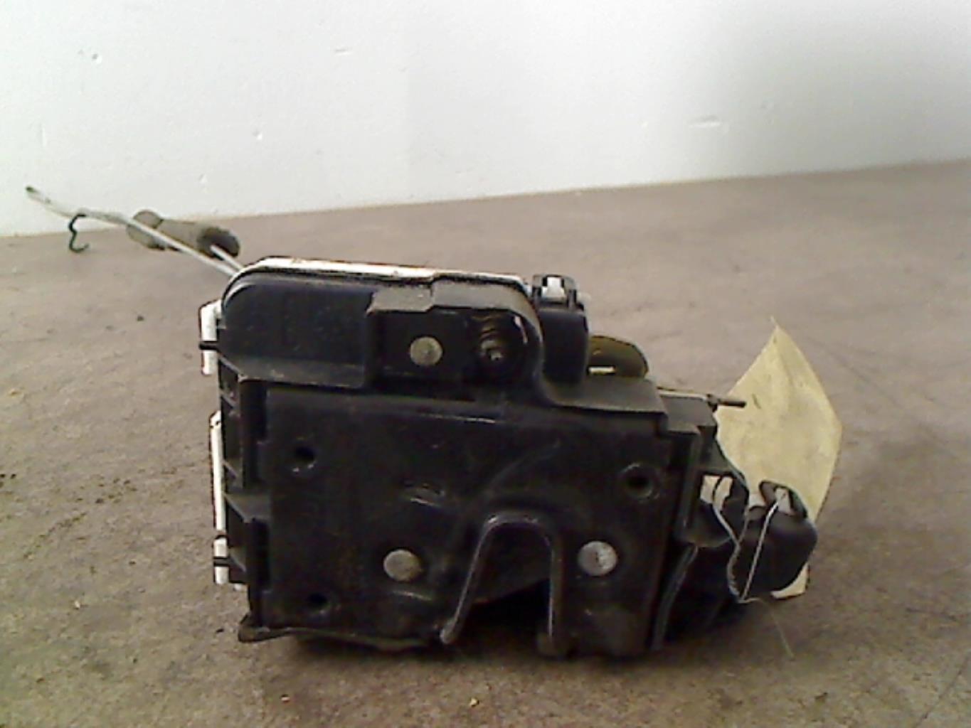 Serratura posteriore sinistra VOLKSWAGEN POLO 3 PHASE 2 Diésel - 1