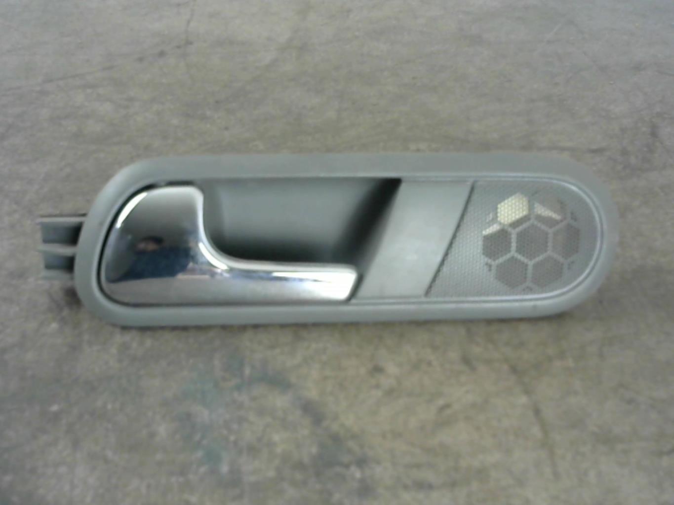 Maniglia interna posteriore sinistra SEAT IBIZA 3 PHASE 2 Diésel - 1