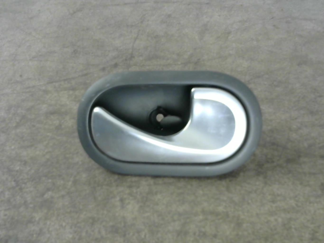 Maniglia interna anteriore destra RENAULT MODUS PHASE 1 Diésel - 1