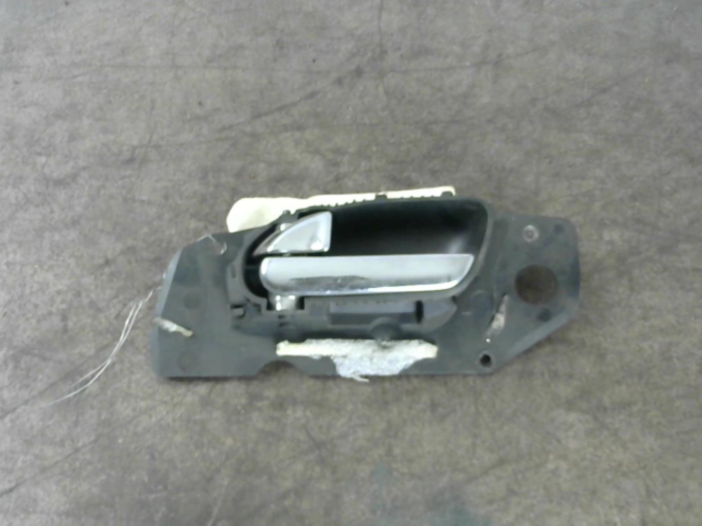 Maniglia interna anteriore sinistra PEUGEOT 607 PHASE 1 Diésel - 1