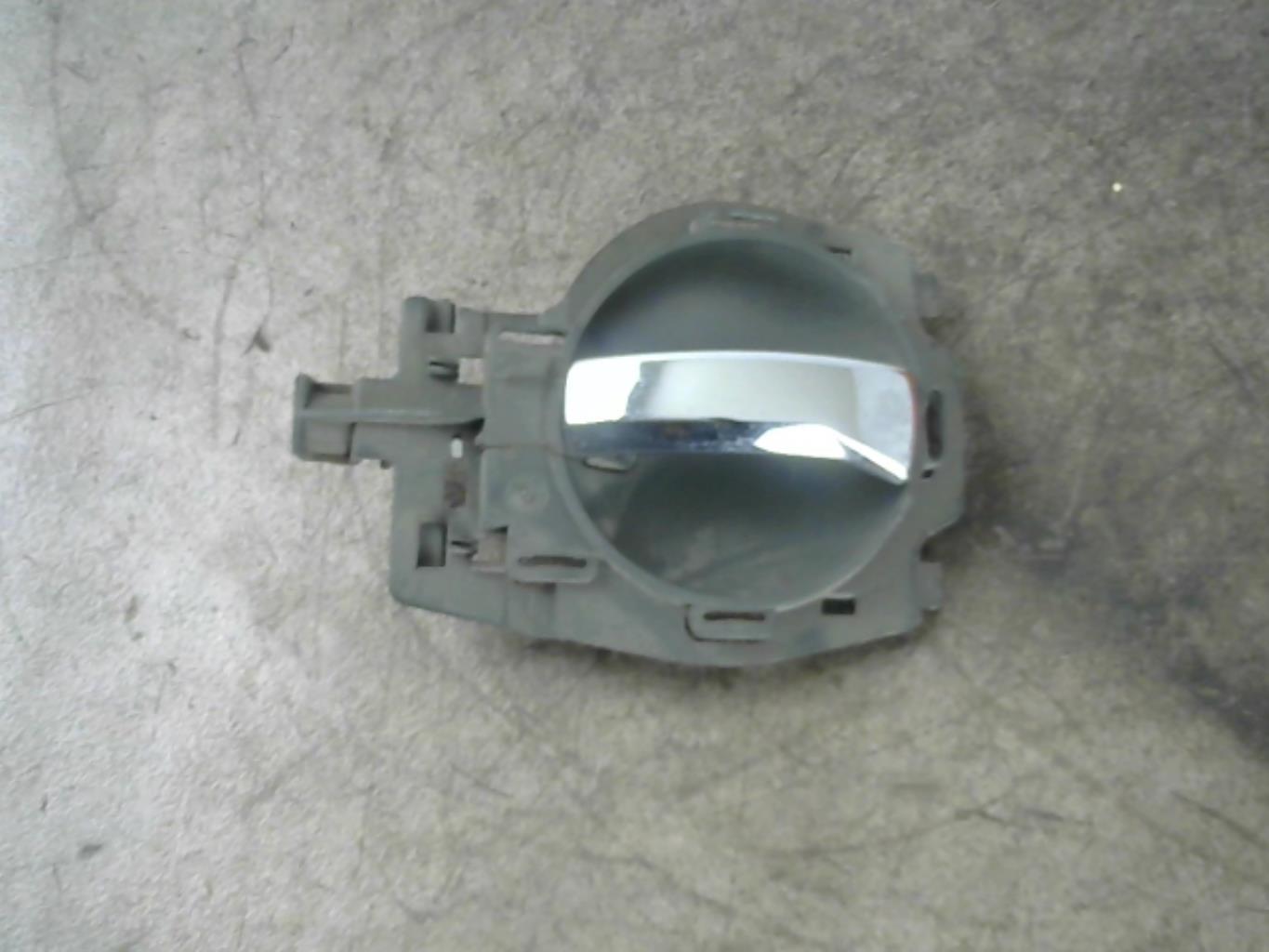 Maniglia portiera posteriore destra CITROEN C3 1 PHASE 1 Diésel - 1