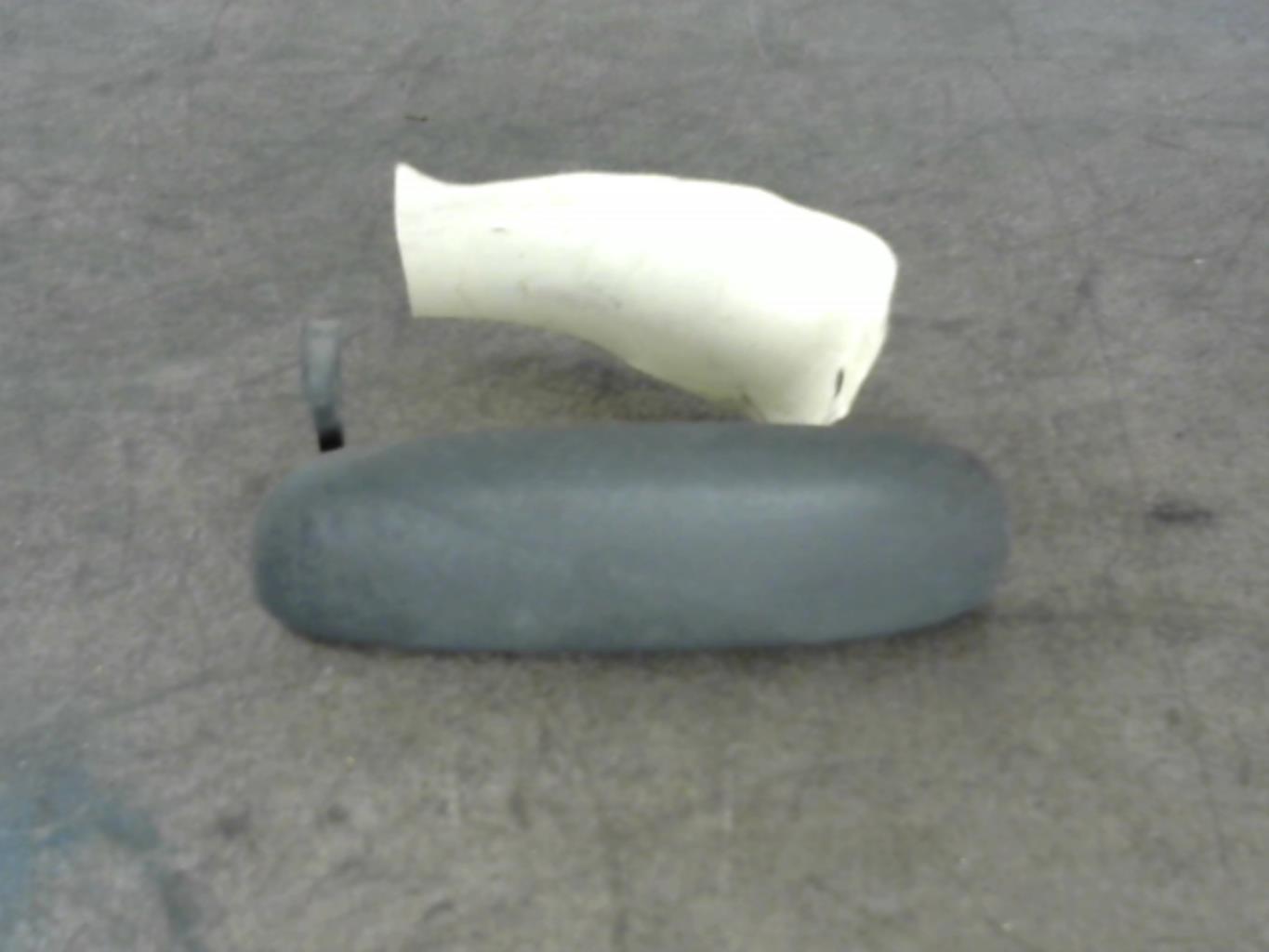 Maniglia portiera posteriore sinistra FORD FIESTA 4 PHASE 1 Gasolina - 1