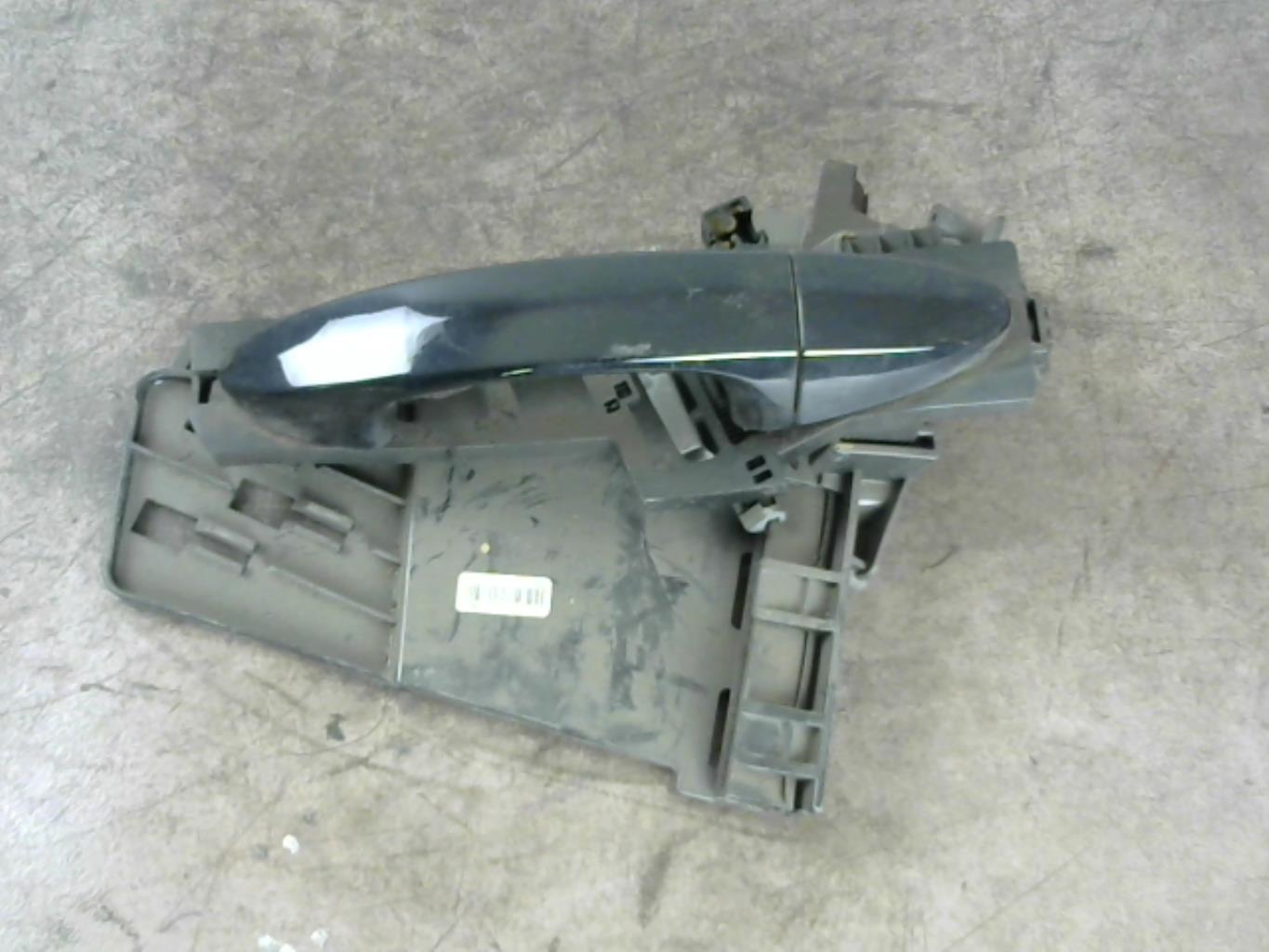 Maniglia portiera posteriore sinistra FORD FIESTA 6 PHASE 1 Diésel - 1