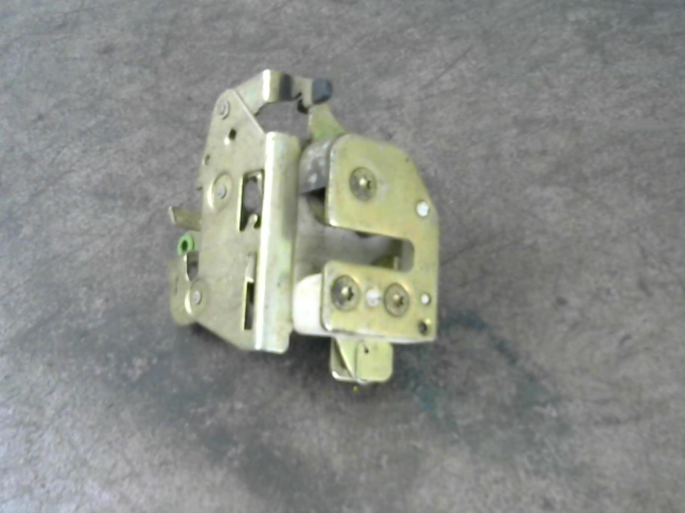 Serratura posteriore destra RENAULT R11 Gasolina - 1