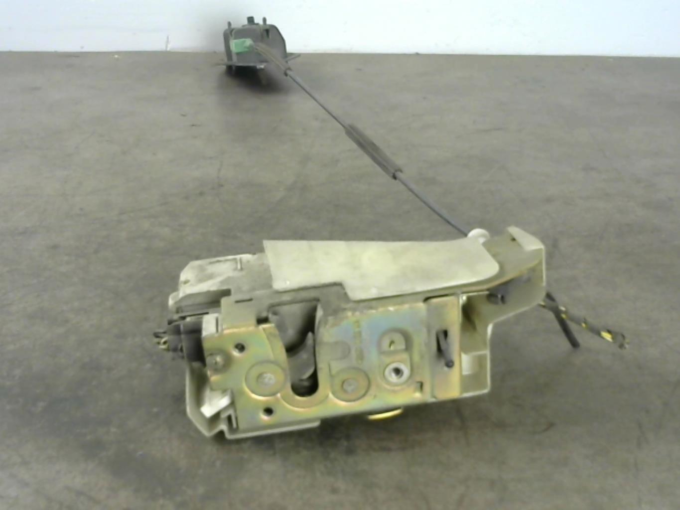 Serratura posteriore sinistra FORD FIESTA 4 PHASE 1 Gasolina - 1