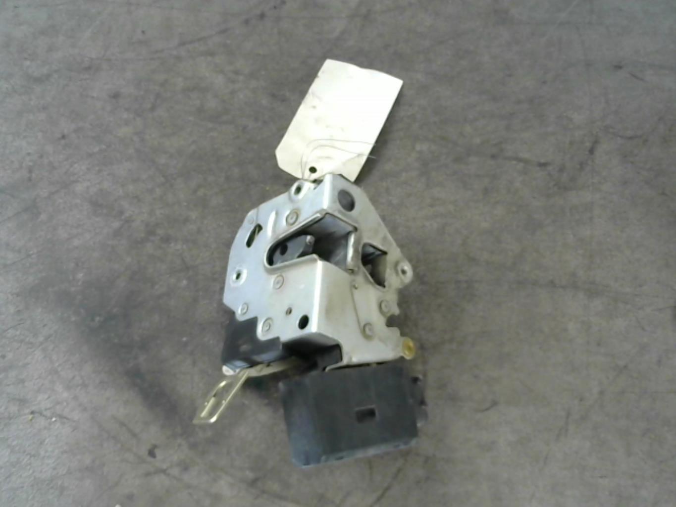Serrure avant droit BMW SERIE 3 E36 Essence - 1