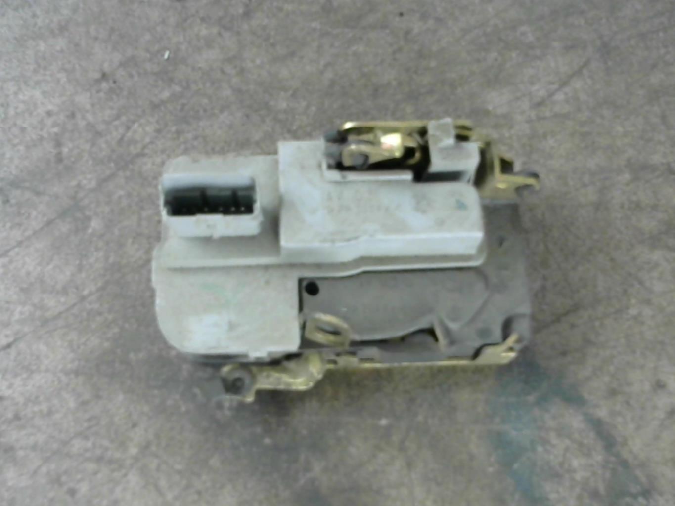 Serratura anteriore destra PEUGEOT 206 PHASE 1 Diésel - 1