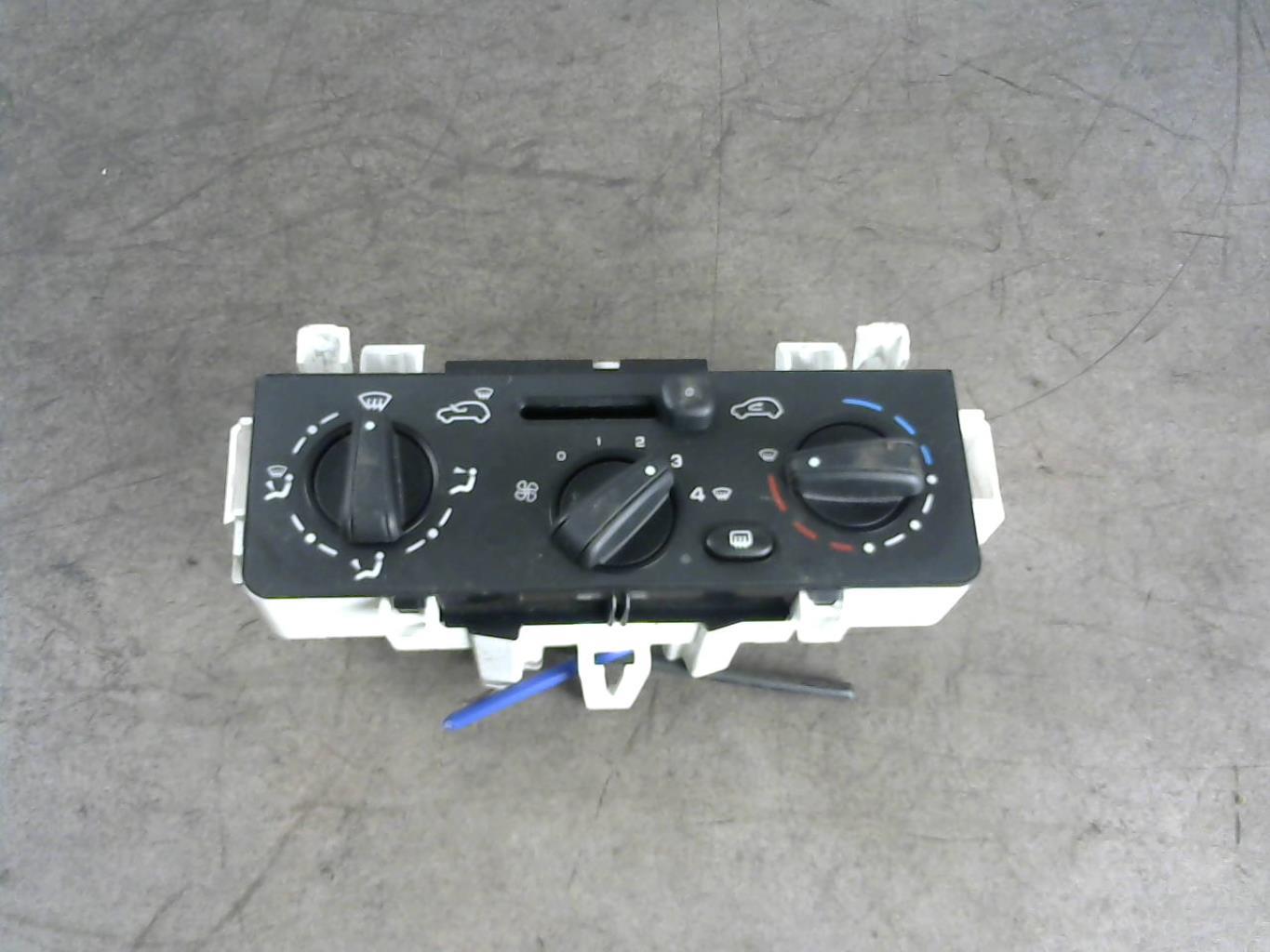 Commande chauffage CITROEN C2 PHASE 2 Essence - 1