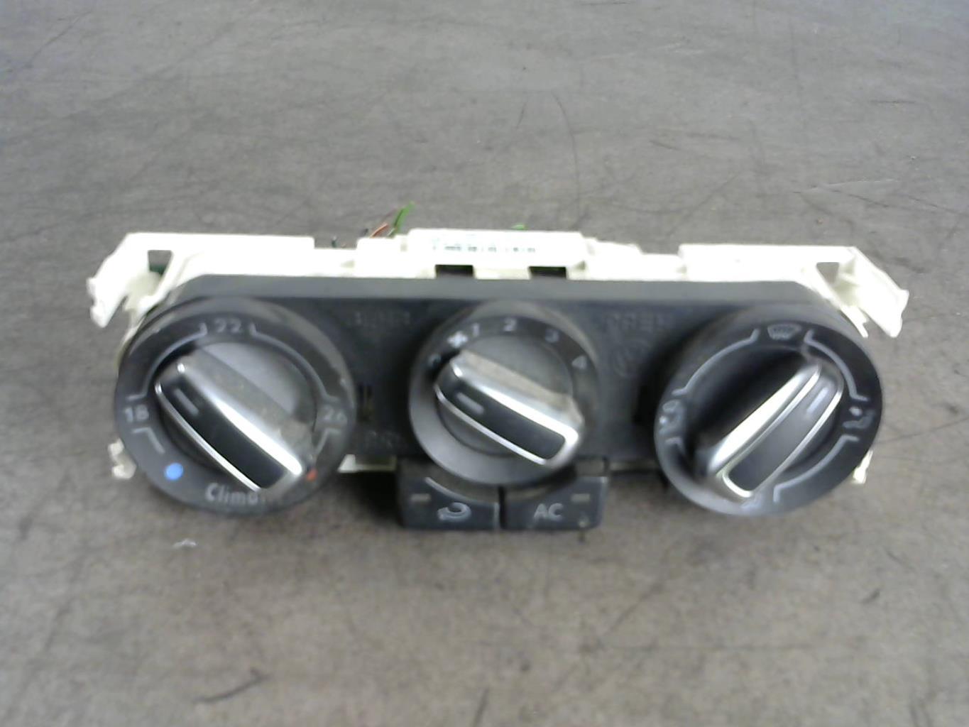 Commande chauffage VOLKSWAGEN POLO 5 PHASE 1 Diesel - 1