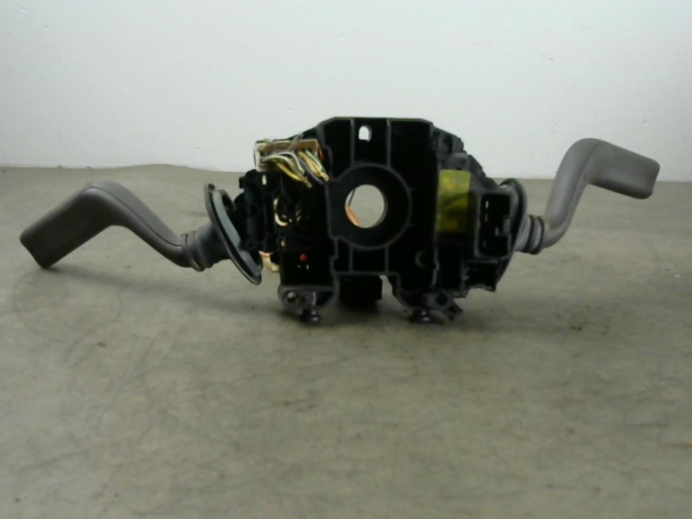 Commodo VOLVO S 40 1 PHASE 2 Essence - 1