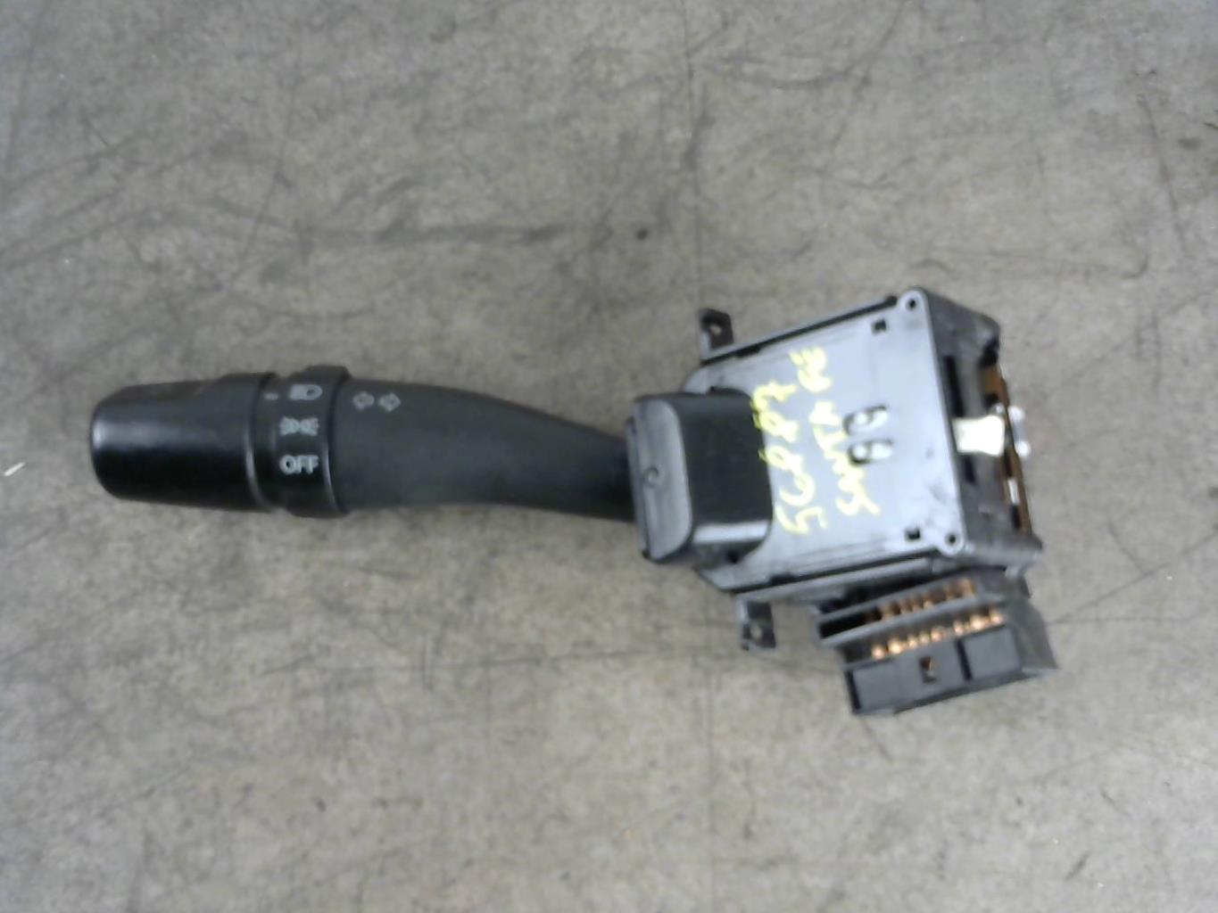 Commodo phare HYUNDAI SANTA FE 1 Diesel - 1