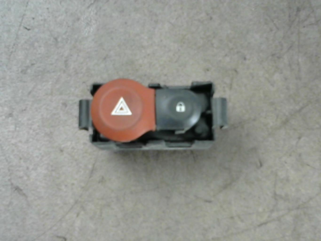 Bouton de warning RENAULT MODUS PHASE 1 Diesel - 1