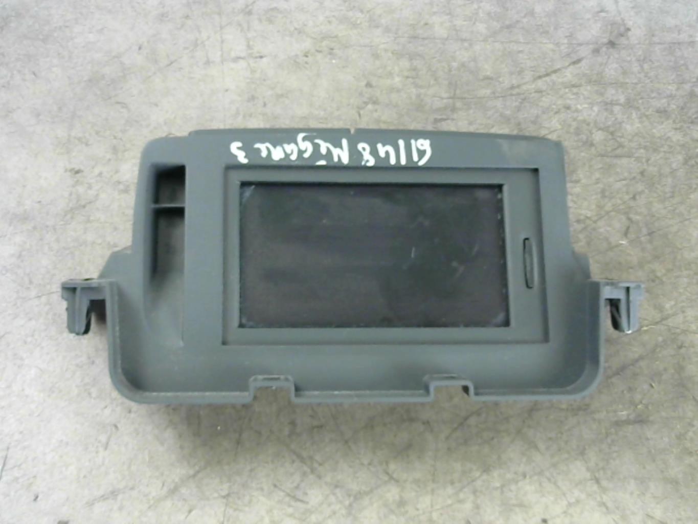 Ecran GPS RENAULT MEGANE 3 PHASE 1 Diesel - 1