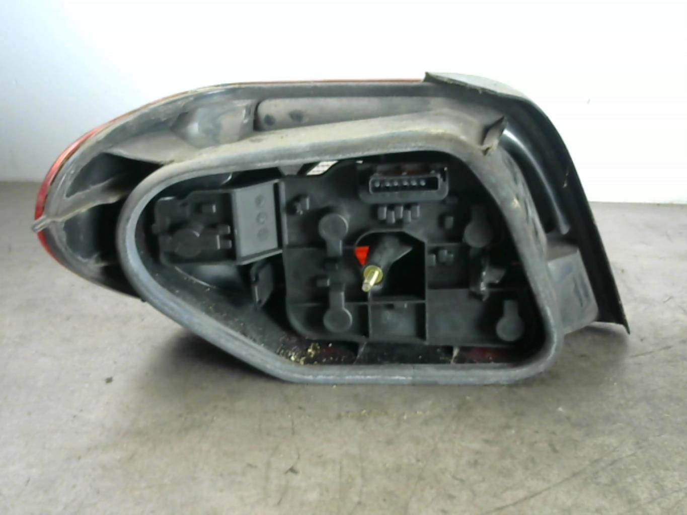 Fanale posteriore principale destro (luci) CITROEN XSARA PHASE 1 Diésel - 1