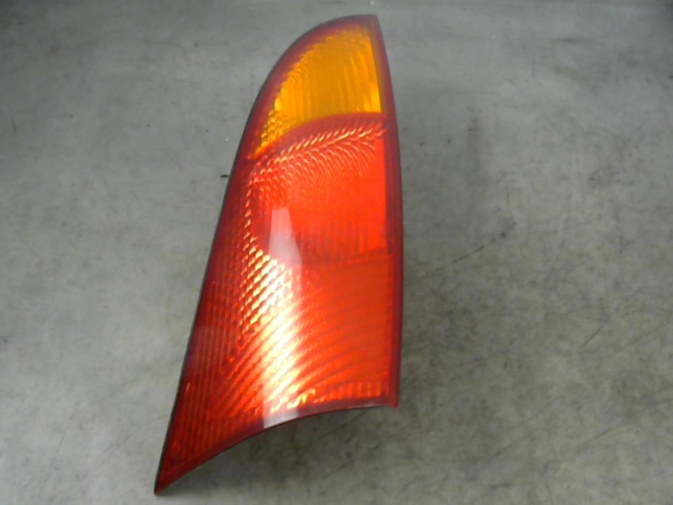 Fanale posteriore principale destro (luci) FORD FOCUS 1 Gasolina - 1