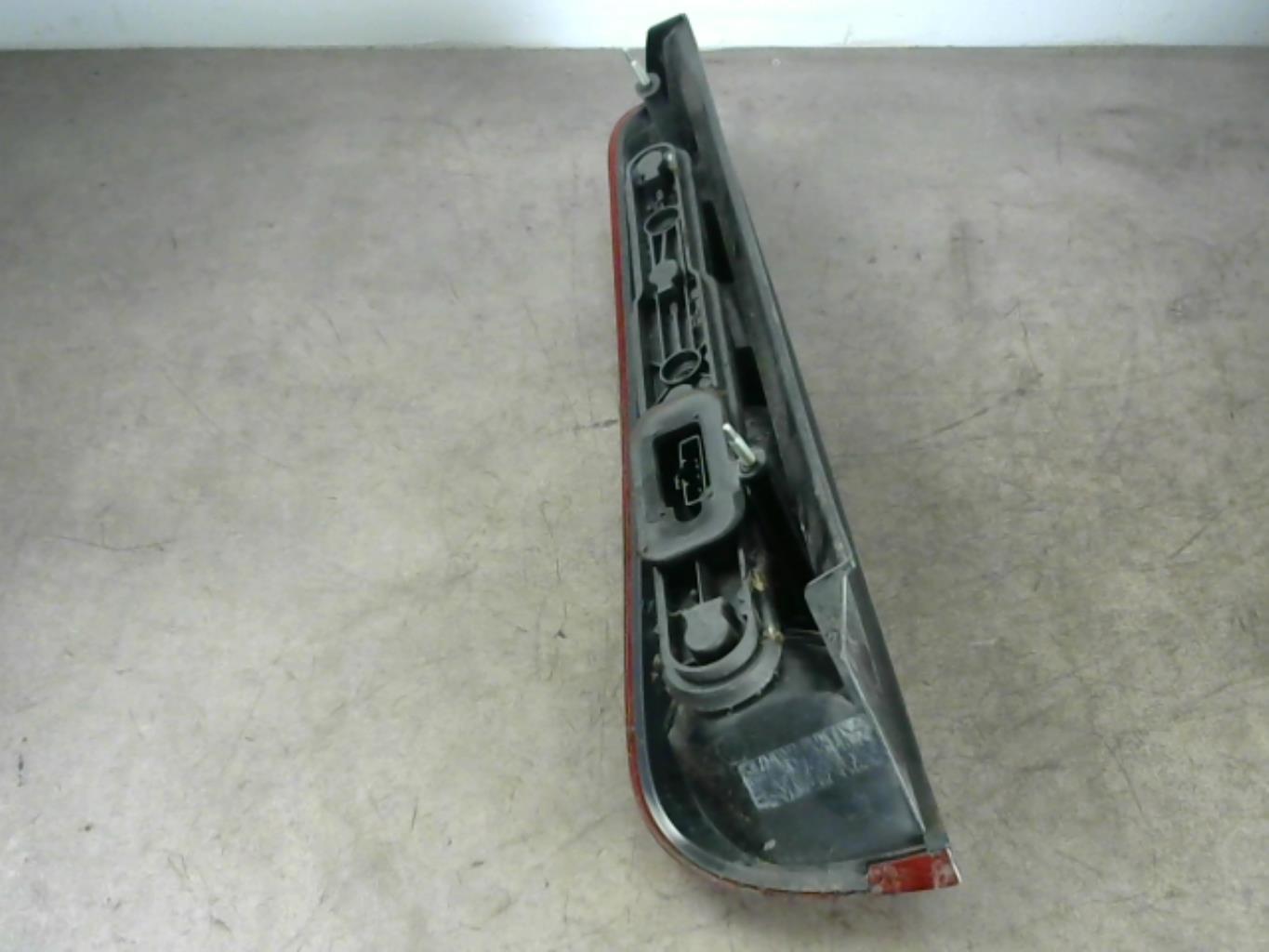 Fanale posteriore principale destro (luci) FORD C-MAX 1 PHASE 1 Diésel - 1