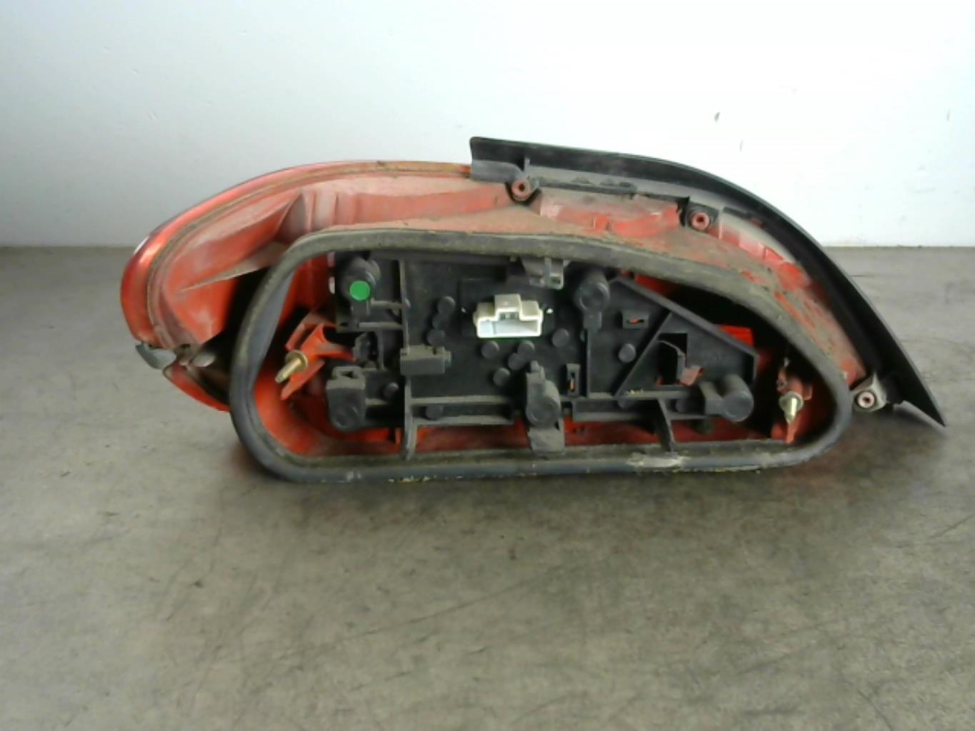 Fanale posteriore principale destro (luci) PEUGEOT 406 PHASE 2 Diésel - 1