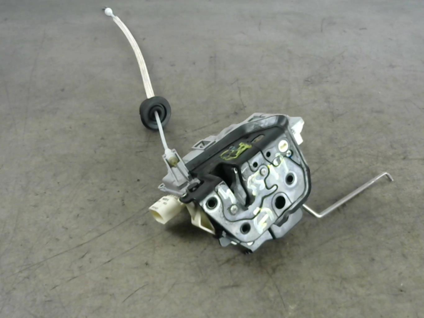 Serrure arriere droit AUDI A3 2 PHASE 1 Diesel - 1